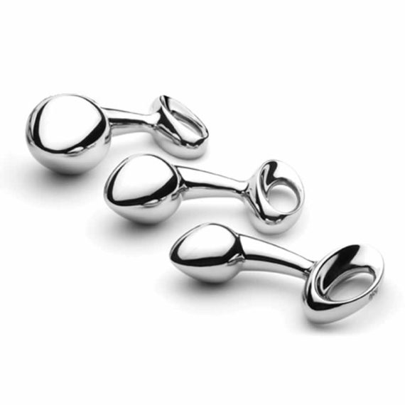 PLUGS_3_overhead-1.jpg